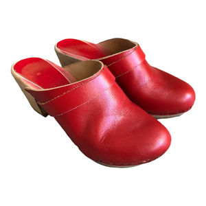 BOSABO Red Leather Wooden Clogs Heeled Size 37